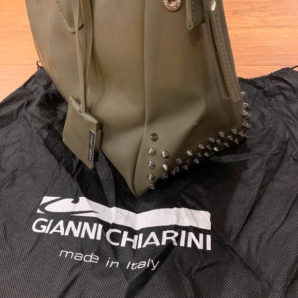 Gianni Chiarini handbag with stud details - Picture 3 of 4
